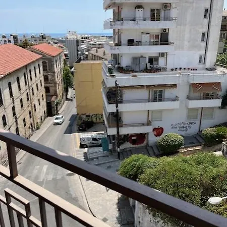 The View 3 Apartment *